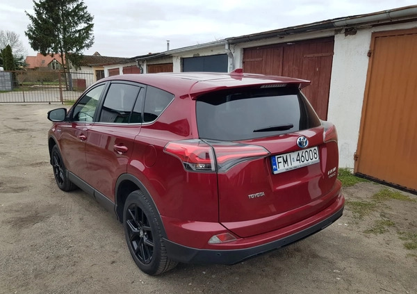 Toyota RAV4 cena 85400 przebieg: 145000, rok produkcji 2017 z Skwierzyna małe 46